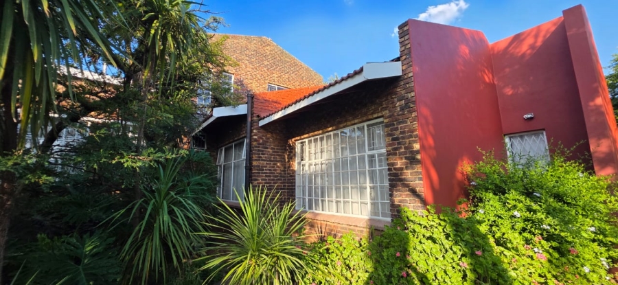 5 Bedroom Property for Sale in Wilkoppies North West